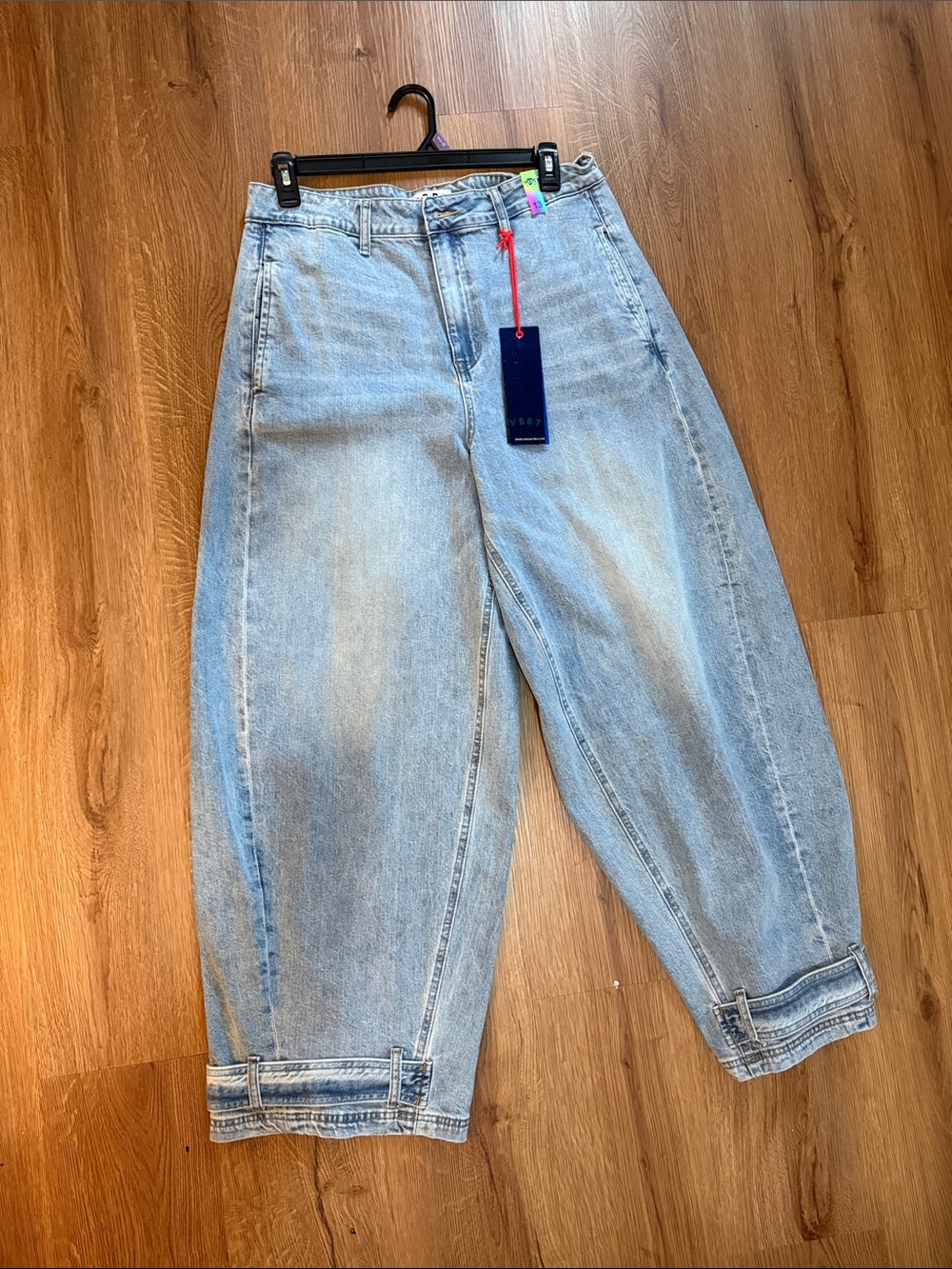 VBRT Light Wash High-Rise Women’s Jeans